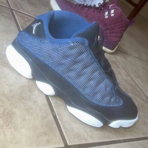 I am selling These retro 13s
